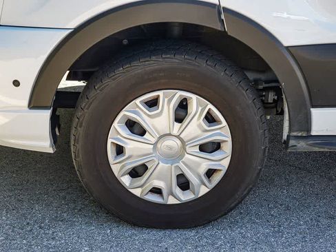 Used 2024 Ford Transit 350 XLT image 10