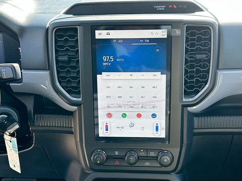 New 2025 Ford Ranger XL image 9