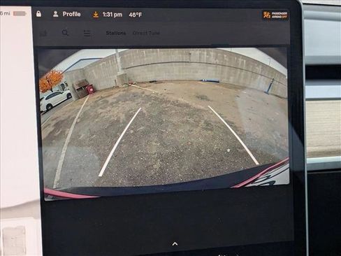 Used 2022 Tesla Model 3 image 14