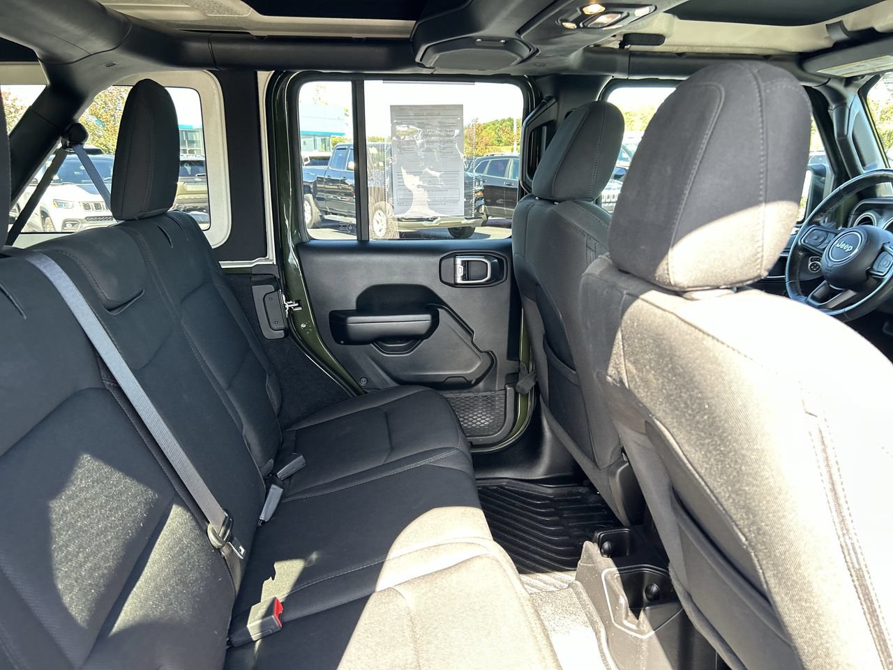 Used 2021 Jeep Wrangler Unlimited Sport AWD/4WD image 16