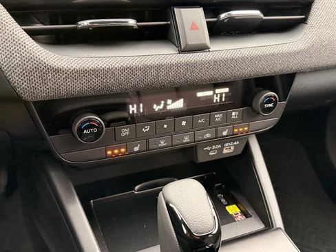 New 2026 Subaru Outback Premium image 17