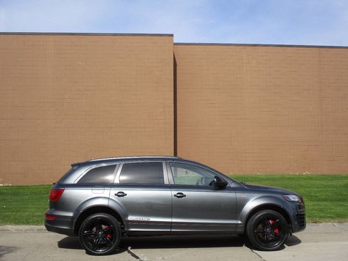Used 2015 Audi Q7 3.0T S line Prestige w/ Sport Edition AWD/4WD image 54