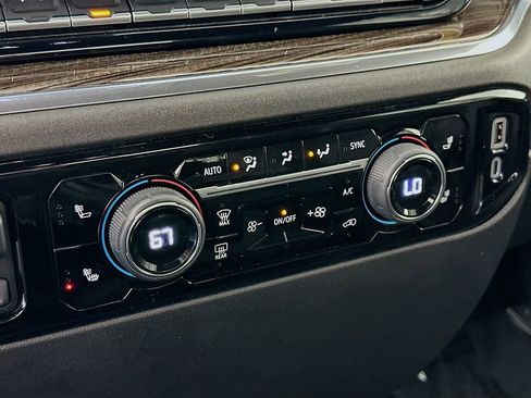 Used 2023 Chevrolet Silverado 1500 RST image 23