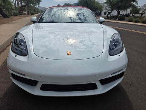Used 2019 Porsche 718 Boxster S RWD image 8