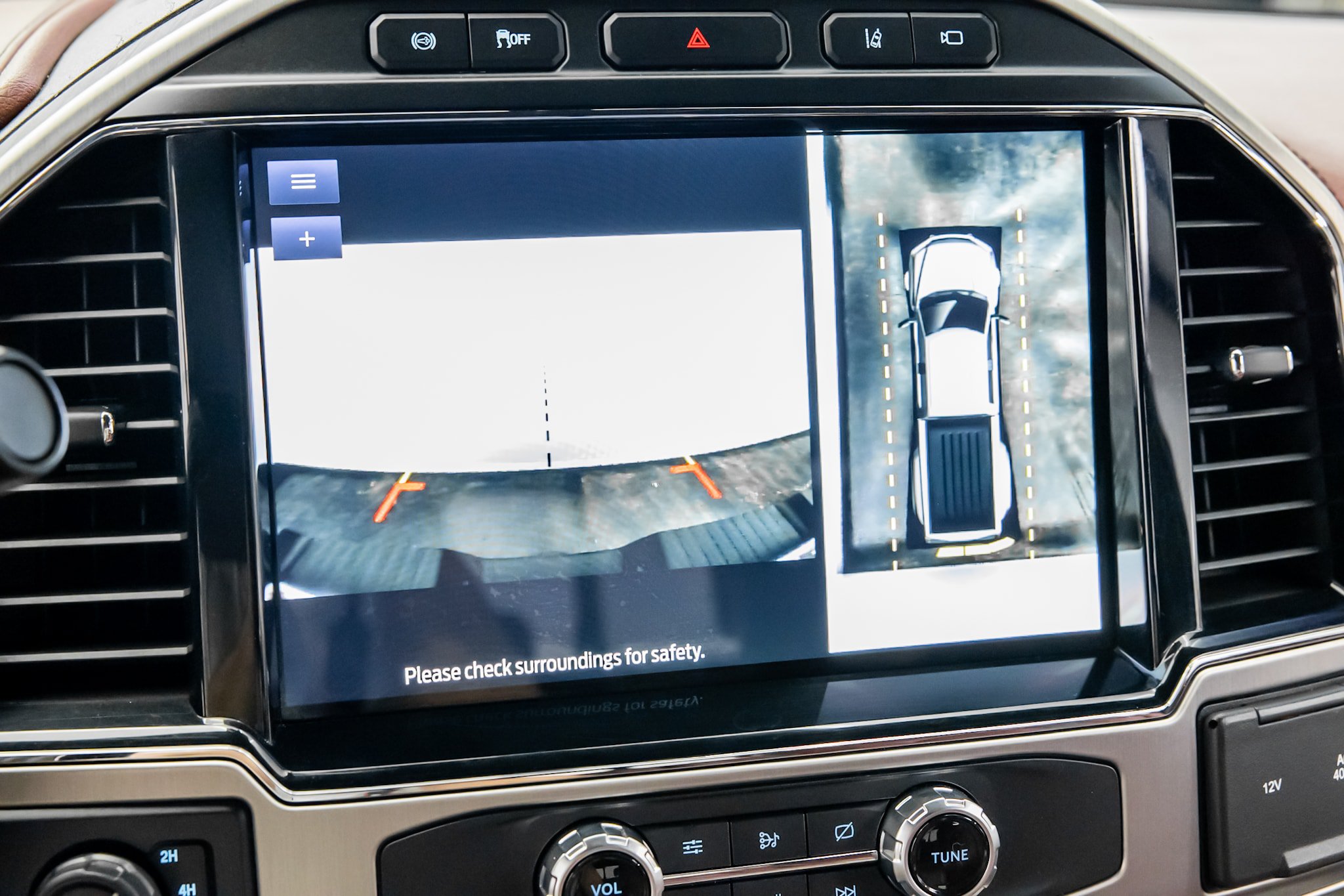 Used 2022 Ford F450 Platinum AWD/4WD image 45