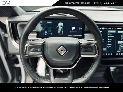 Used 2024 Rivian R1S Adventure AWD/4WD image 32