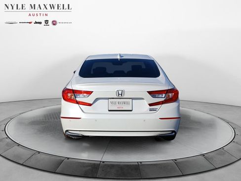 Used 2020 Honda Accord Touring image 15