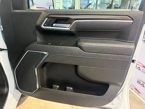 Used 2025 GMC Sierra 1500 SLT image 54
