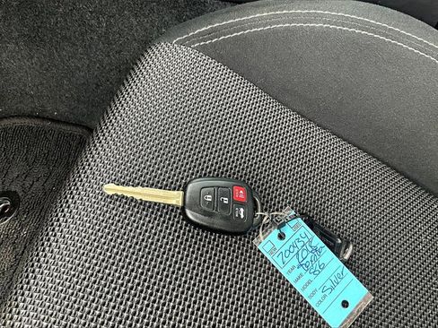 Used 2018 Toyota 86 image 8