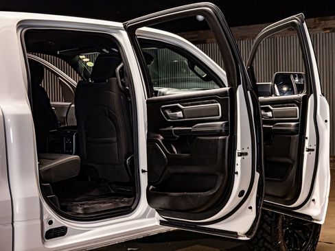 Used 2023 RAM 1500 Lone Star image 31