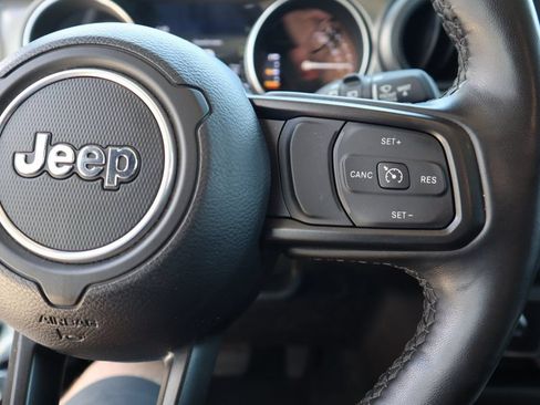 Used 2023 Jeep Wrangler Unlimited w/ Cold Weather Group AWD/4WD image 26