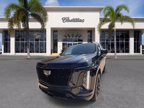 Certified 2026 Cadillac Escalade Platinum Sport w/ LPO, ONYX Package AWD/4WD image 5