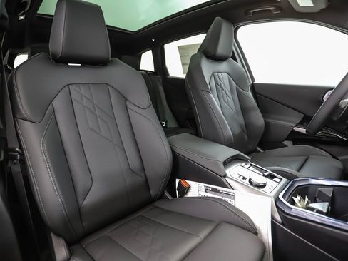 Used 2026 BMW X3 xDrive30 w/ Convenience Package image 33