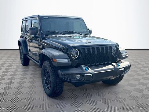 Used 2023 Jeep Wrangler Unlimited AWD/4WD image 4