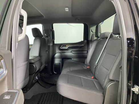 Used 2022 Chevrolet Silverado 1500 LT AWD/4WD image 27