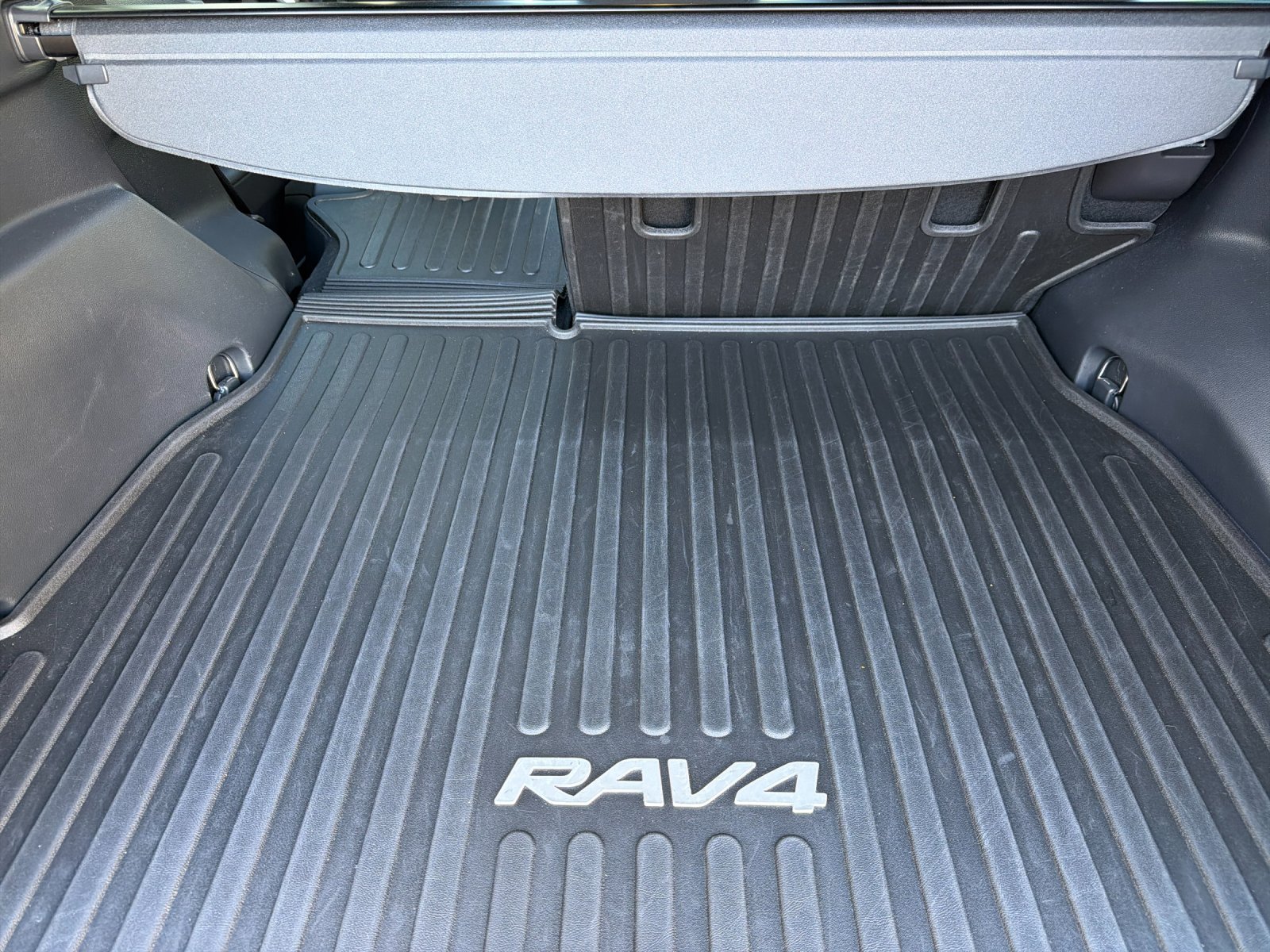 Used 2023 Toyota RAV4 XSE w/ Premium Package AWD/4WD image 15