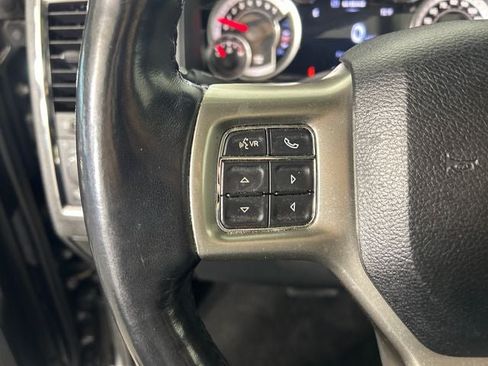 Used 2017 RAM 1500 Laramie w/ Convenience Group AWD/4WD image 16