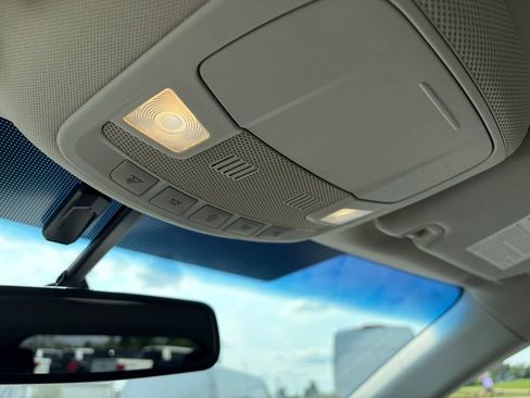 Used 2018 Ford Edge SEL w/ Equipment Group 201A AWD/4WD image 30