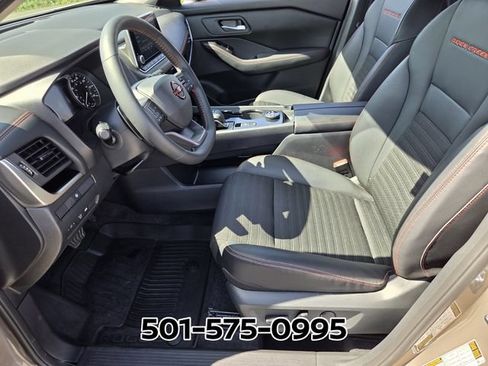 Used 2026 Nissan Rogue SV AWD/4WD image 10