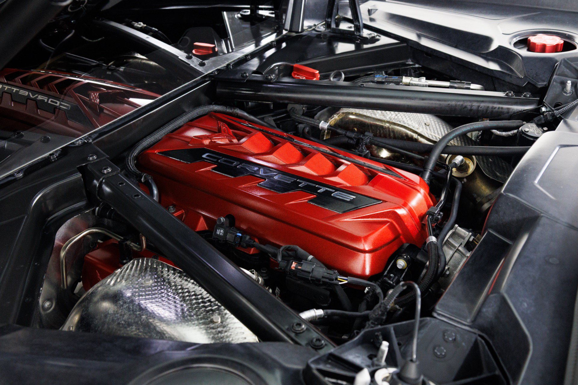 Used 2024 Chevrolet Corvette Stingray Premium Cpe w/ Z51 Performance Package RWD image 55