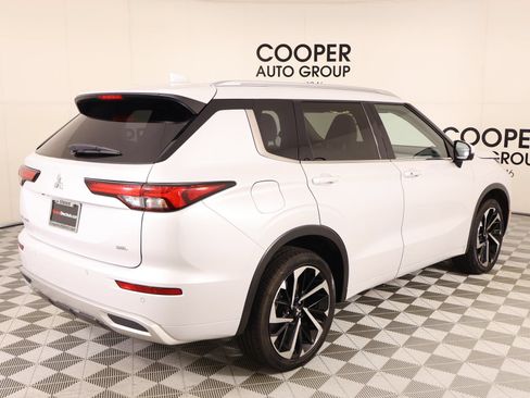 Used 2024 Mitsubishi Outlander SEL FWD image 20