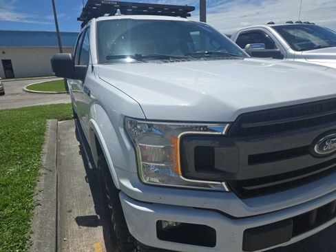 Used 2018 Ford F150 XLT w/ Equipment Group 302A Luxury AWD/4WD image 4