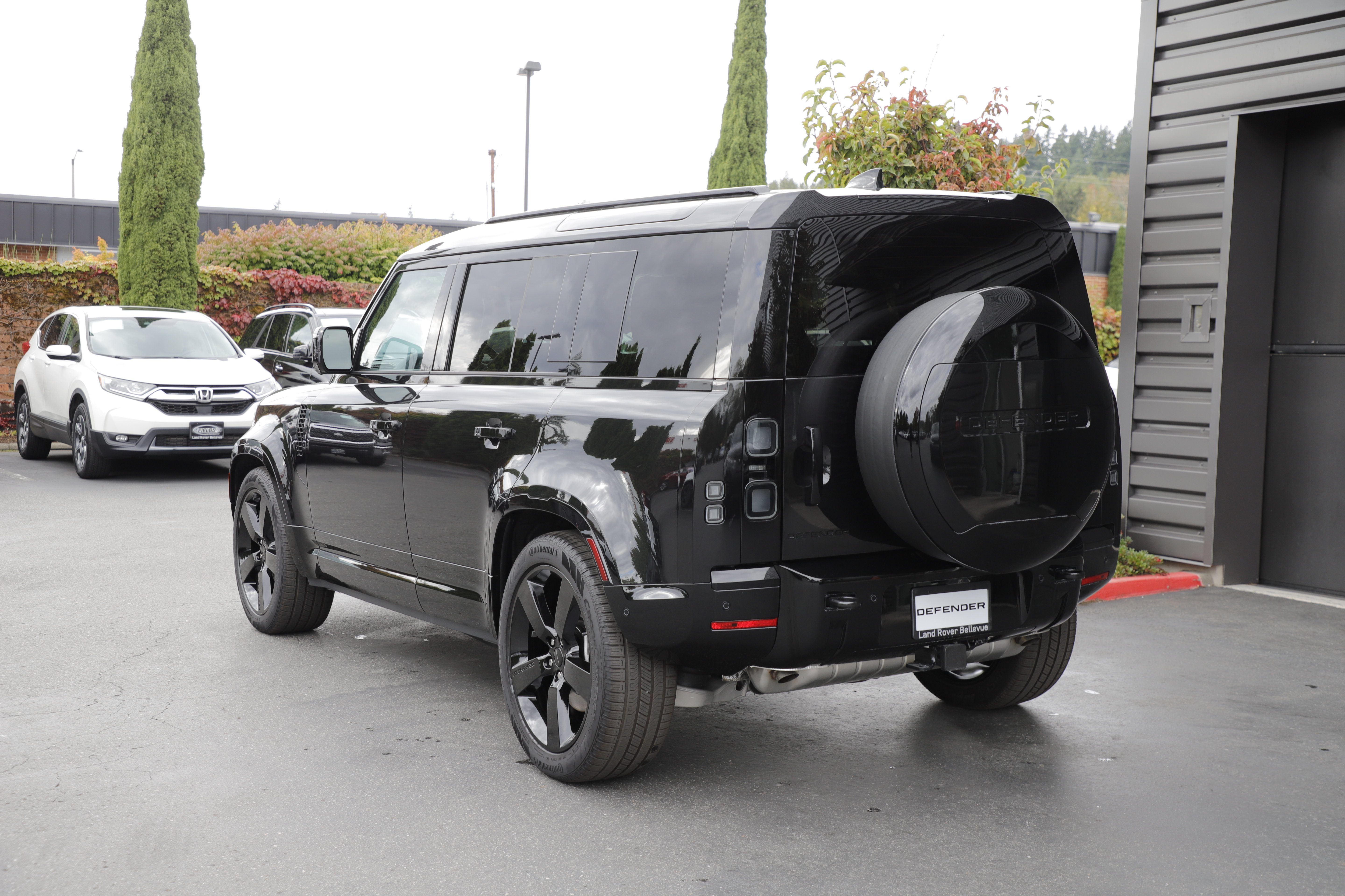 New 2026 Land Rover Defender 110 X-Dynamic SE AWD/4WD image 5