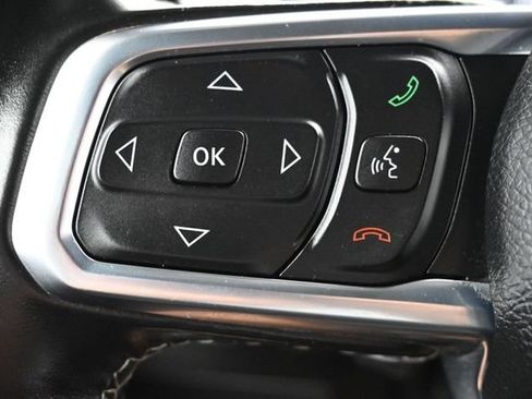 Used 2020 Jeep Gladiator Overland AWD/4WD image 20