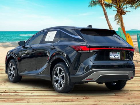 Used 2024 Lexus RX 350 Premium w/ Cold Area Package FWD image 4