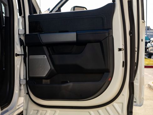 Used 2023 Ford F250 Lariat w/ Lariat Ultimate Package image 39