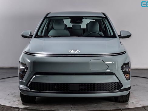 Used 2024 Hyundai Kona SE FWD image 8