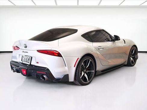 Used 2021 Toyota Supra Premium w/ Driver Assist Package image 4