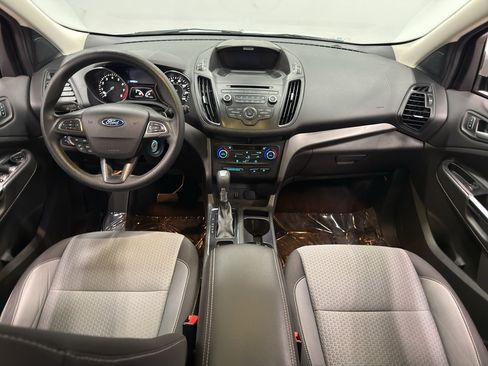 Certified 2017 Ford Escape SE image 28