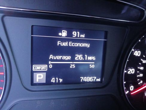 Used 2019 Kia Sorento L image 19