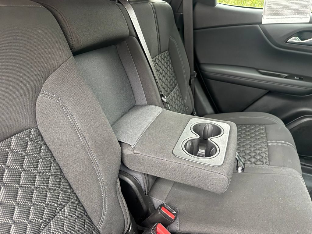 Used 2021 Chevrolet Blazer LT AWD/4WD image 12