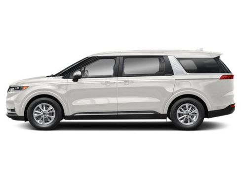 Used 2023 Kia Carnival LX FWD image 3