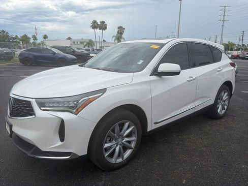 Used 2024 Acura RDX SH-AWD image 3