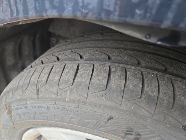 Used 2006 Mitsubishi Eclipse GS FWD image 17