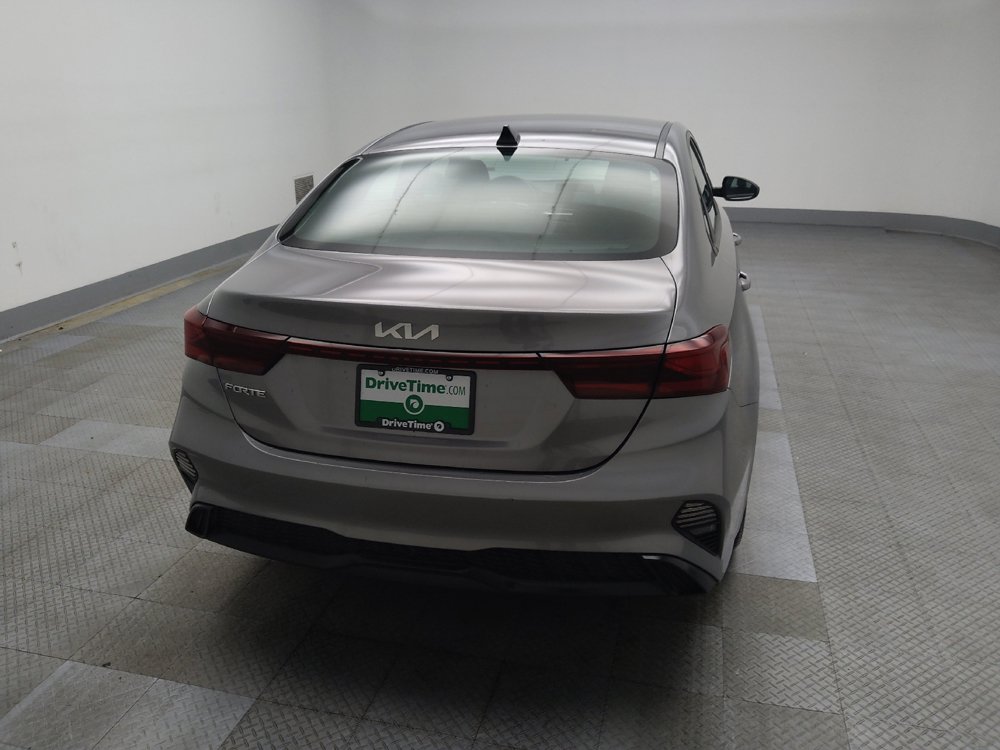 Used 2024 Kia Forte LXS FWD image 7