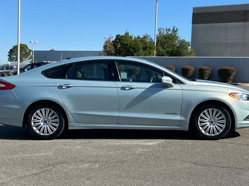 Used 2013 Ford Fusion SE FWD image 6