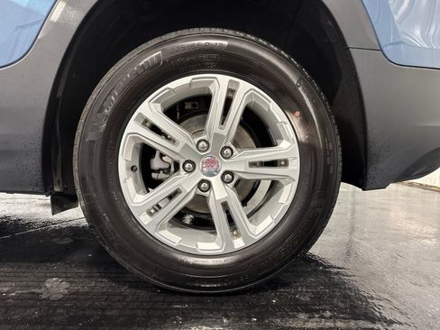 Used 2024 GMC Terrain SLE FWD image 7