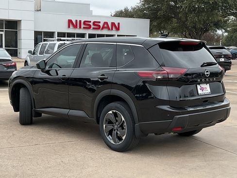 New 2026 Nissan Rogue SV image 7