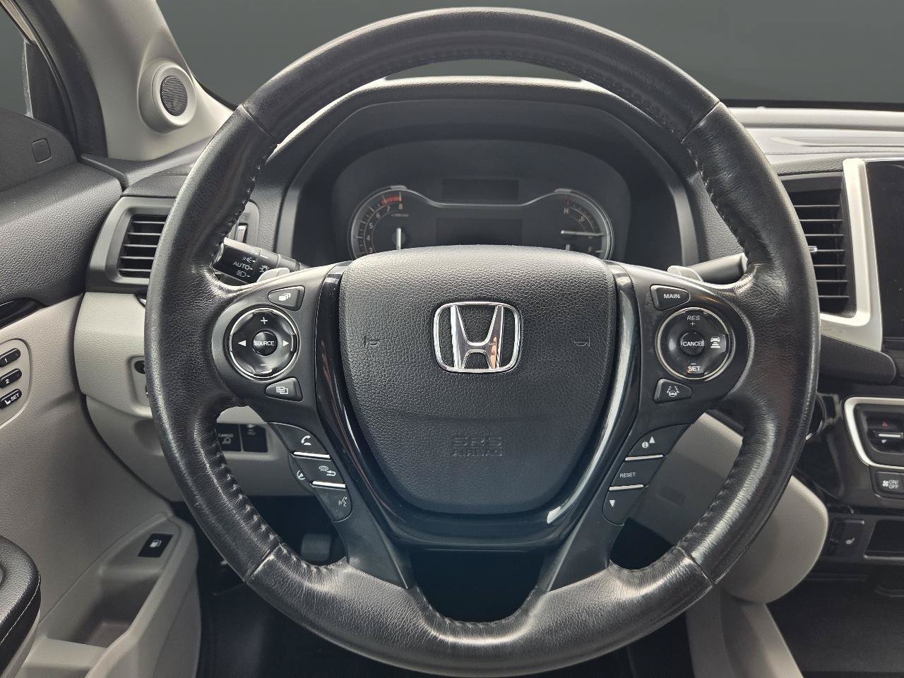Used 2020 Honda Ridgeline RTL-E image 18