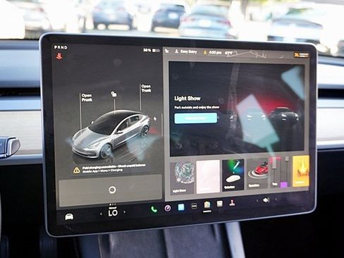 Used 2022 Tesla Model 3 Long Range image 31