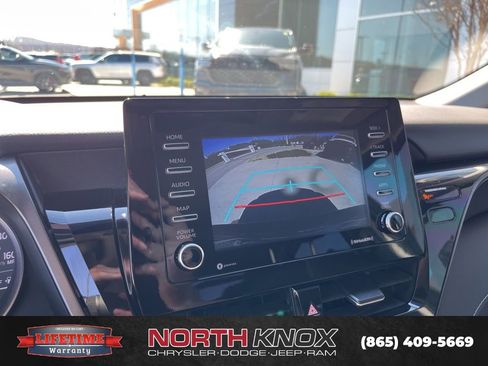 Used 2023 Toyota Camry SE image 10
