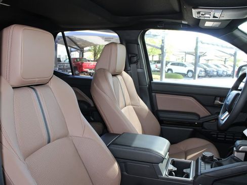 New 2026 Toyota 4Runner Limited AWD/4WD image 45