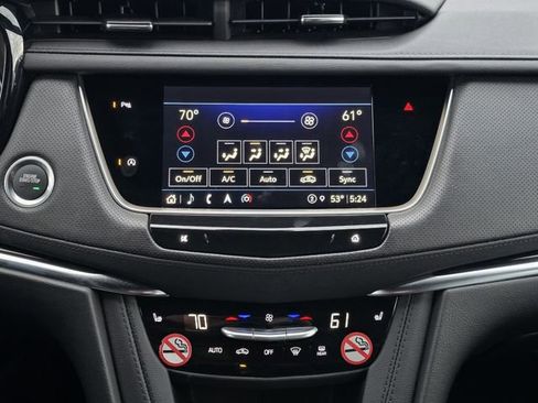 Used 2025 Cadillac XT5 Premium Luxury FWD image 16