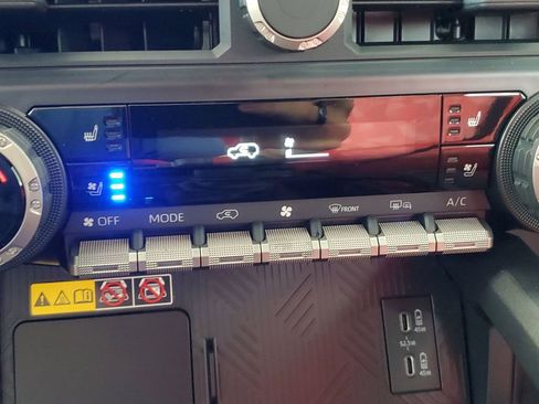 Used 2025 Toyota 4Runner TRD Pro image 33