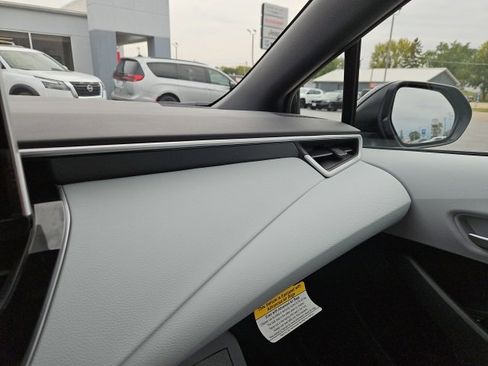 New 2026 Toyota Corolla SE image 33