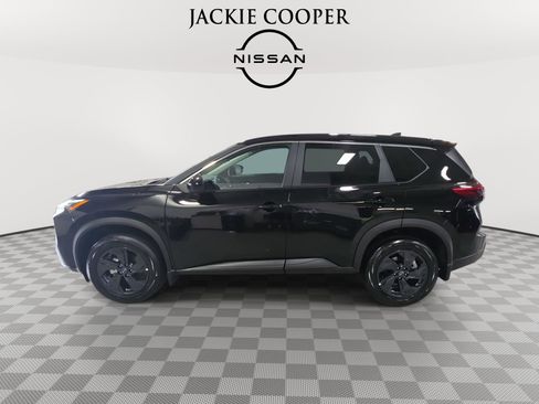 New 2026 Nissan Rogue SV w/ Cold Weather Package FWD image 8